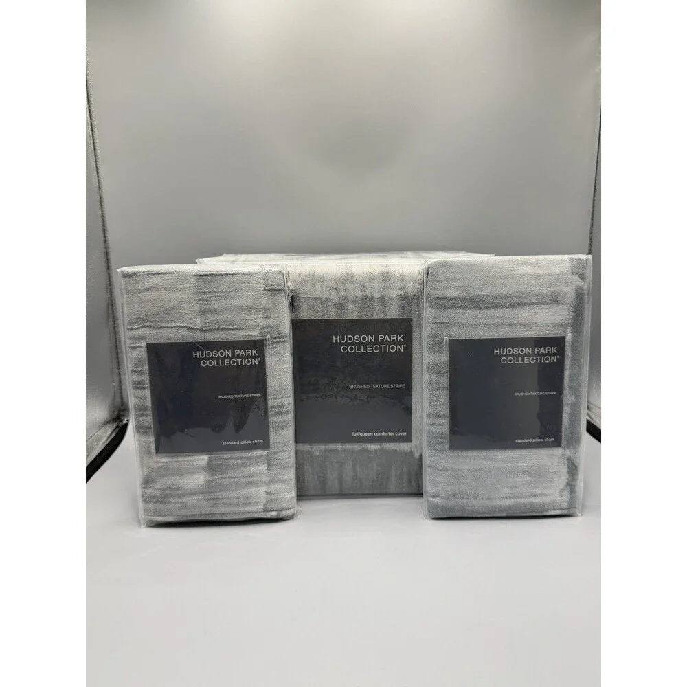 Hudson Park Brushed Texture Stripe FULL / QUEEN Duvet Cover + 2 Standard Shams